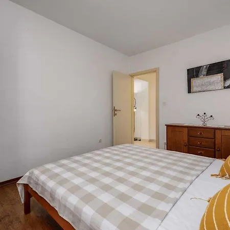 Apartment Petra 2